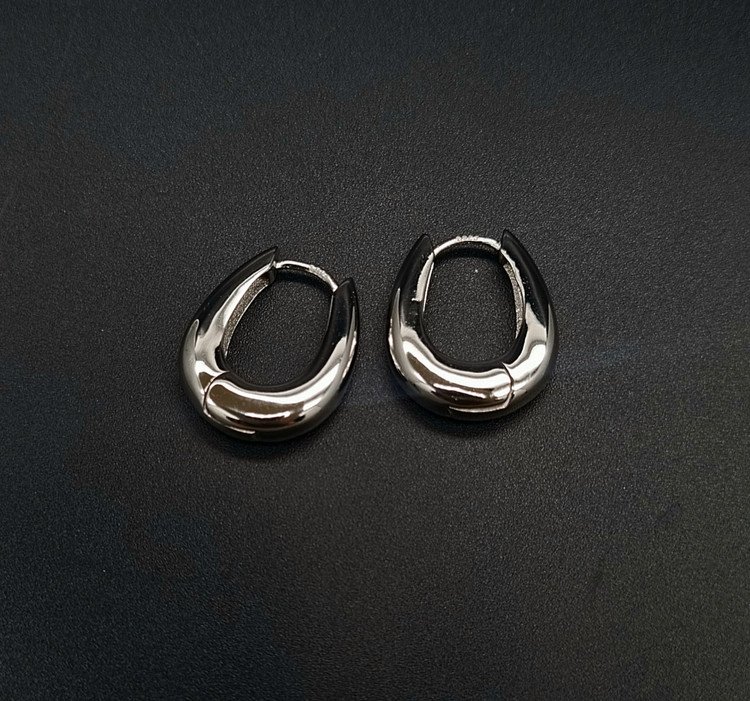 کوشواره نقره برای گوش حساس و طرح طلا