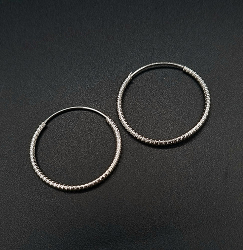 گوشواره حلقه نقره برای گوش حساس