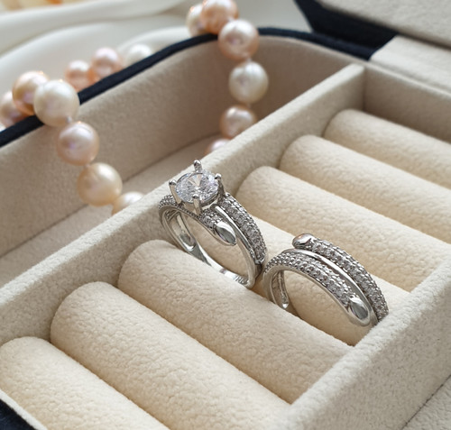 حلقه نامزدی