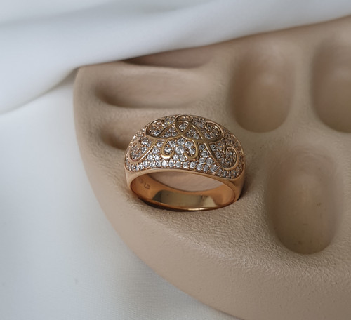 انگشتر توپی پر نگین