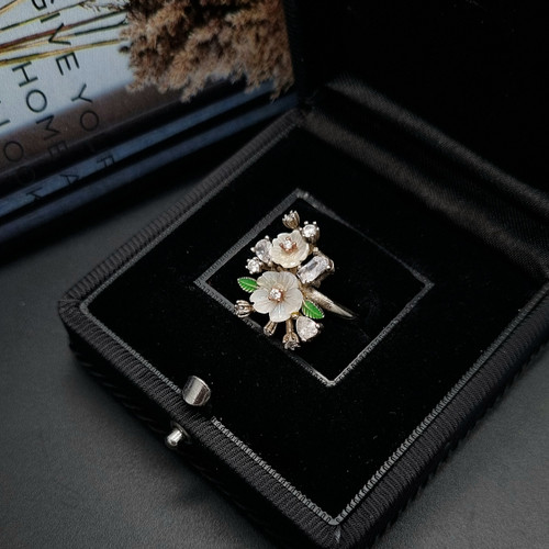 انگشتر نقره صدفی