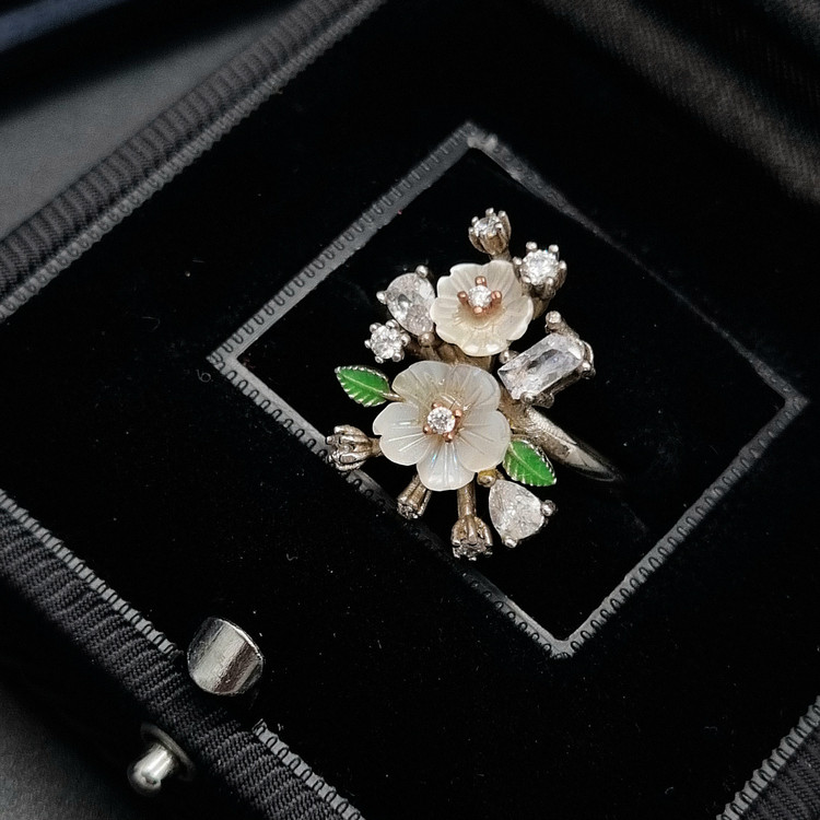 انگشتر صدف طبیعی