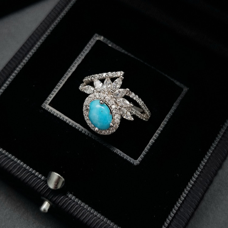 انگشتر فیروزه طبیعی