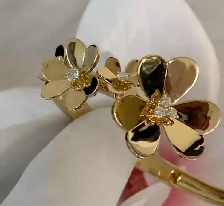 بنگل طرح طلا