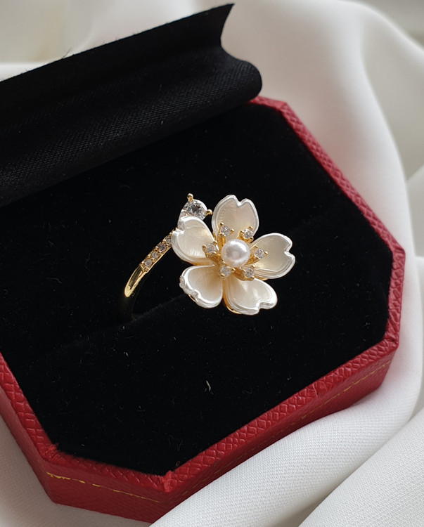 انگشترظریف دخترانه مدل گل