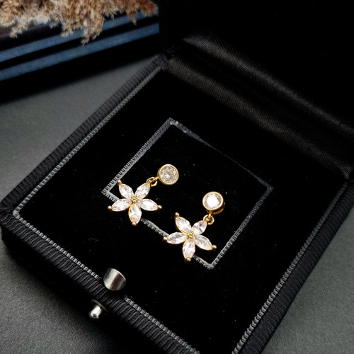 گوشواره نقره طلایی گل طرح طلا