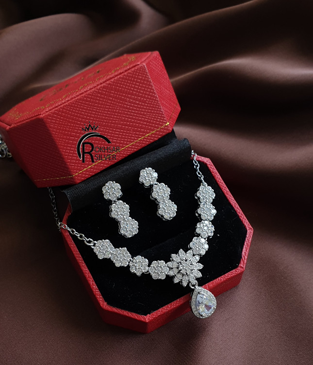 نیمست مجلسی دخترانه