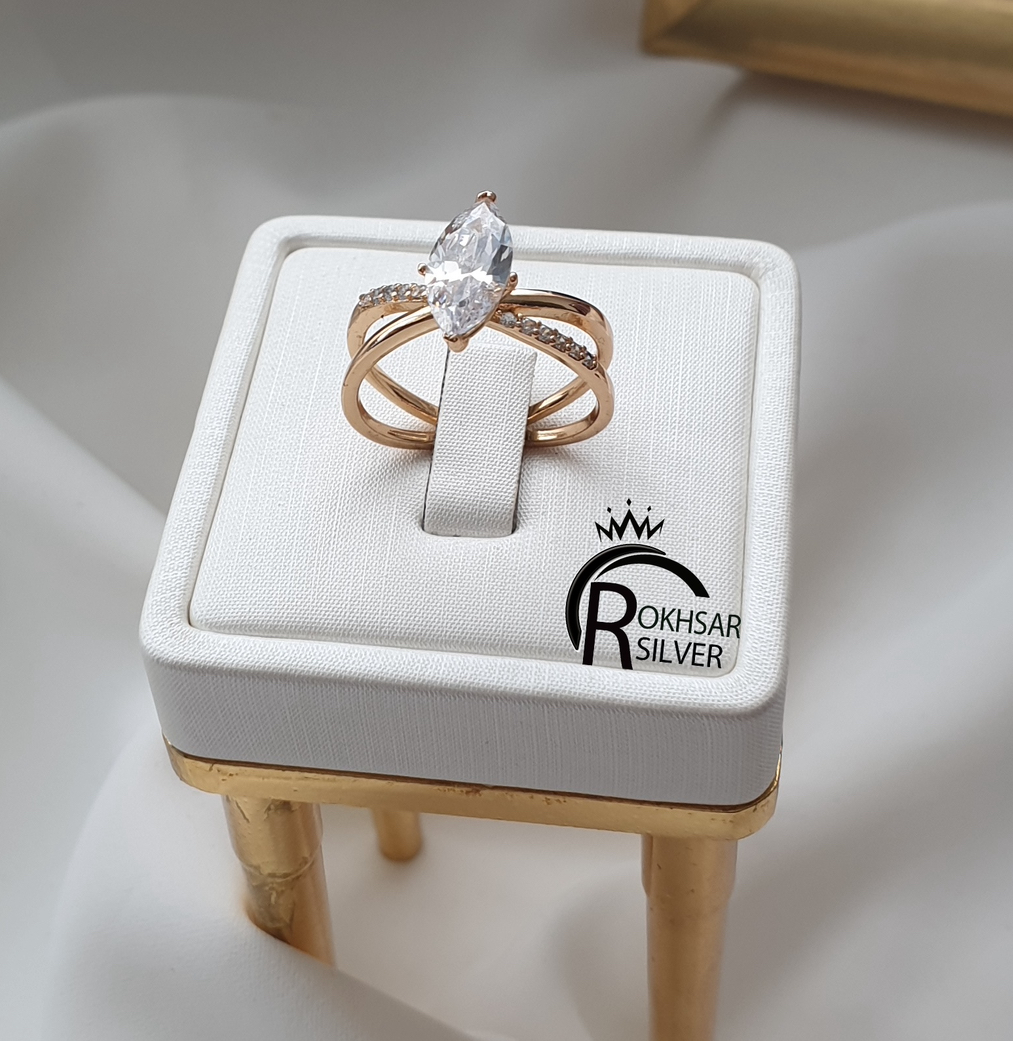 انگشتر زنانه ژوپینگ مدل تک مارکیز ضربدری و با آبکاری طلا وضد حساسیت کد RS_2065