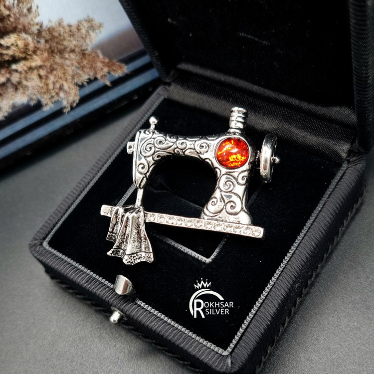 گل سینه چرخ خیاطی
