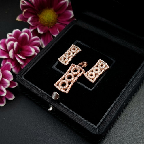 نیم ست نقره زنانه مدل مستطیلی با آبکاری رزگلد و عیار ۹۲۵ کد RS-2216