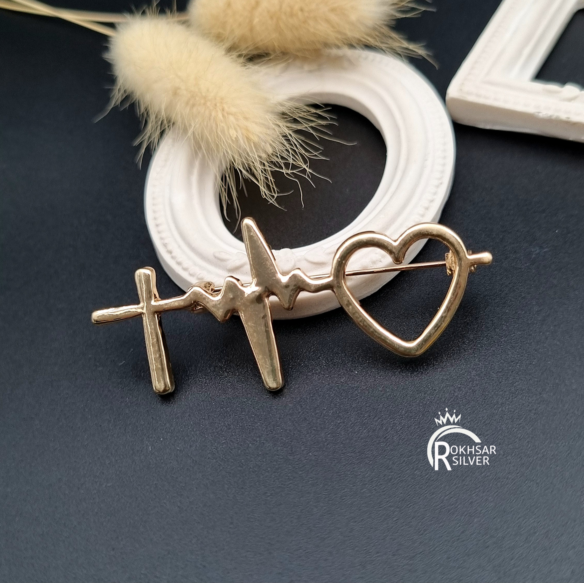 گل سینه زنانه مدل قلب و ضربان  کد RS_2360