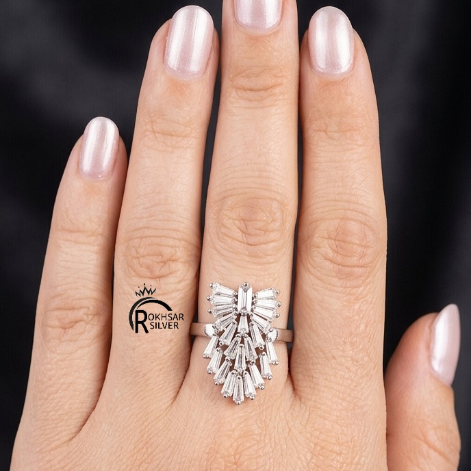 انگشتر نقره زنانه عیار 925 مدل پر طاووس نگین باگت کد RS_2458