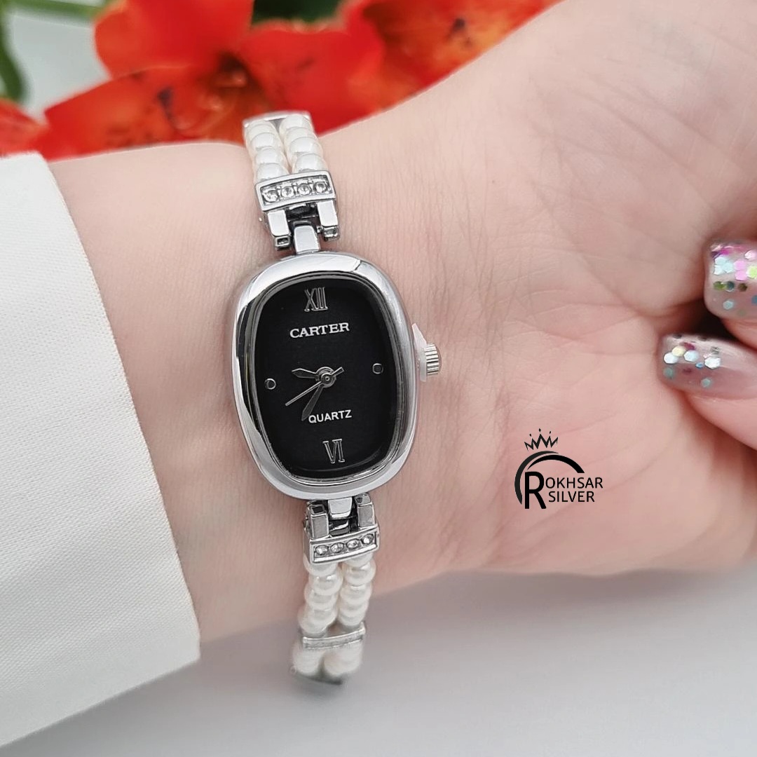 ساعت مچی زنانه طرح کارتیر با صفحه بیضی و بند مرواریدی کدRS_2541